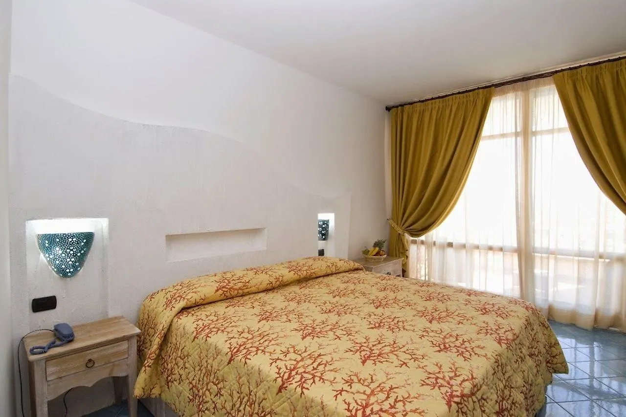 Aparthotel Baia Caddinas Clubresidence Golfo Aranci