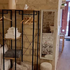 https://loft-albicocca-bari.barihotels.org